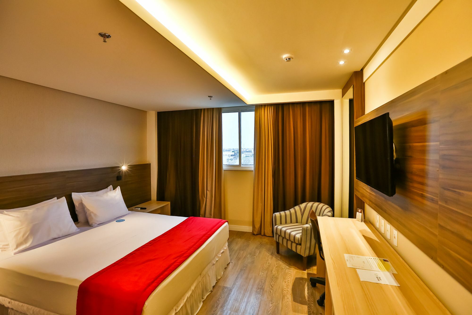 Ibiza Plaza Hotel Anápolis 外观 照片